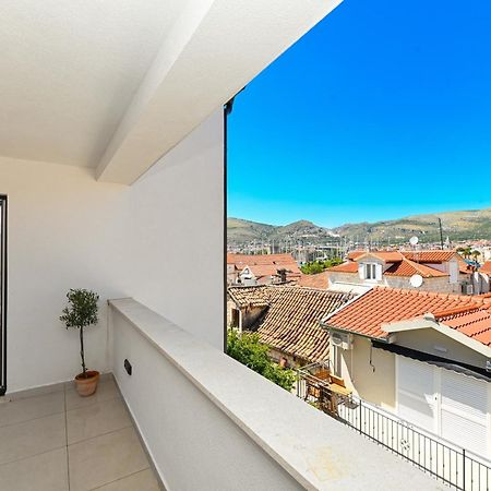 Downtown Apartments Maar Trogir Ngoại thất bức ảnh