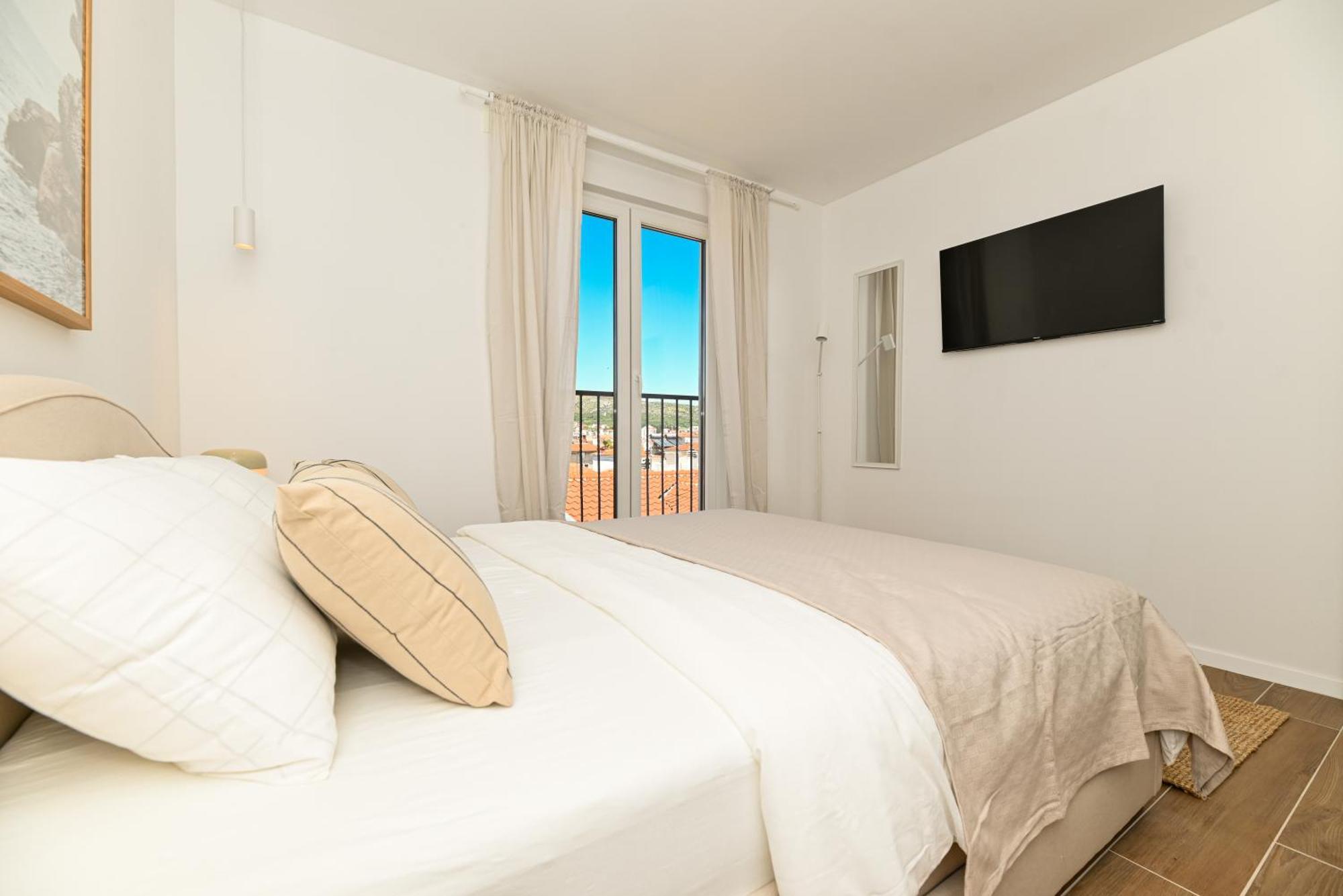 Downtown Apartments Maar Trogir Ngoại thất bức ảnh