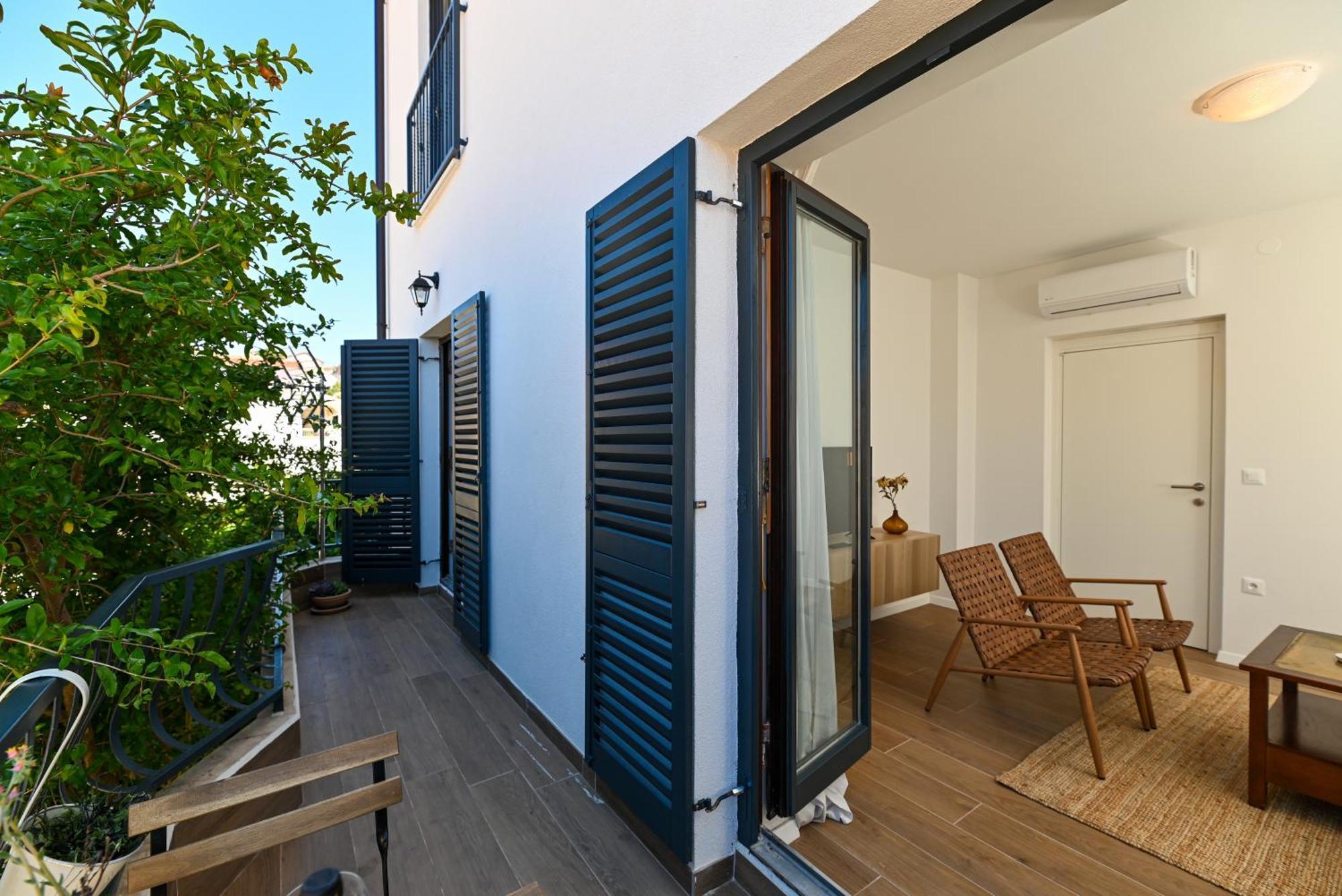 Downtown Apartments Maar Trogir Ngoại thất bức ảnh