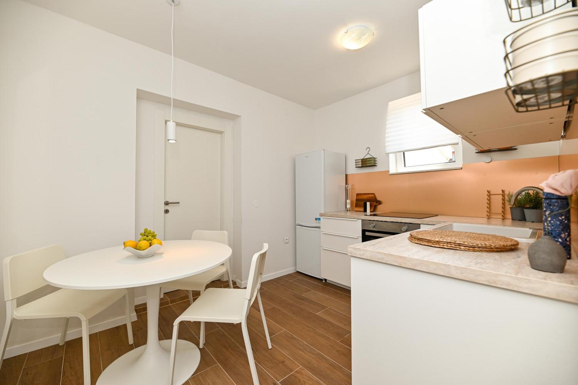 Downtown Apartments Maar Trogir Ngoại thất bức ảnh