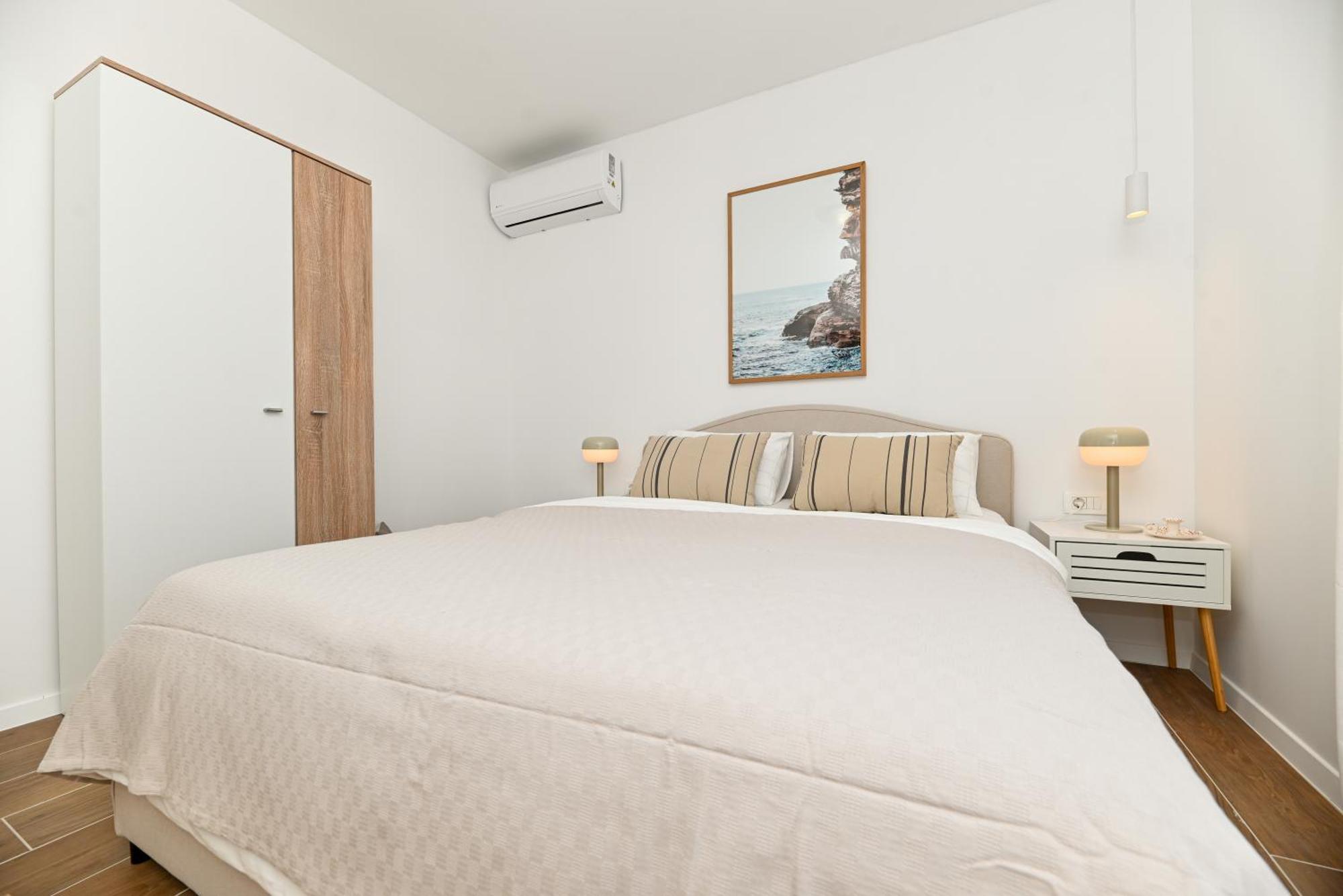 Downtown Apartments Maar Trogir Ngoại thất bức ảnh