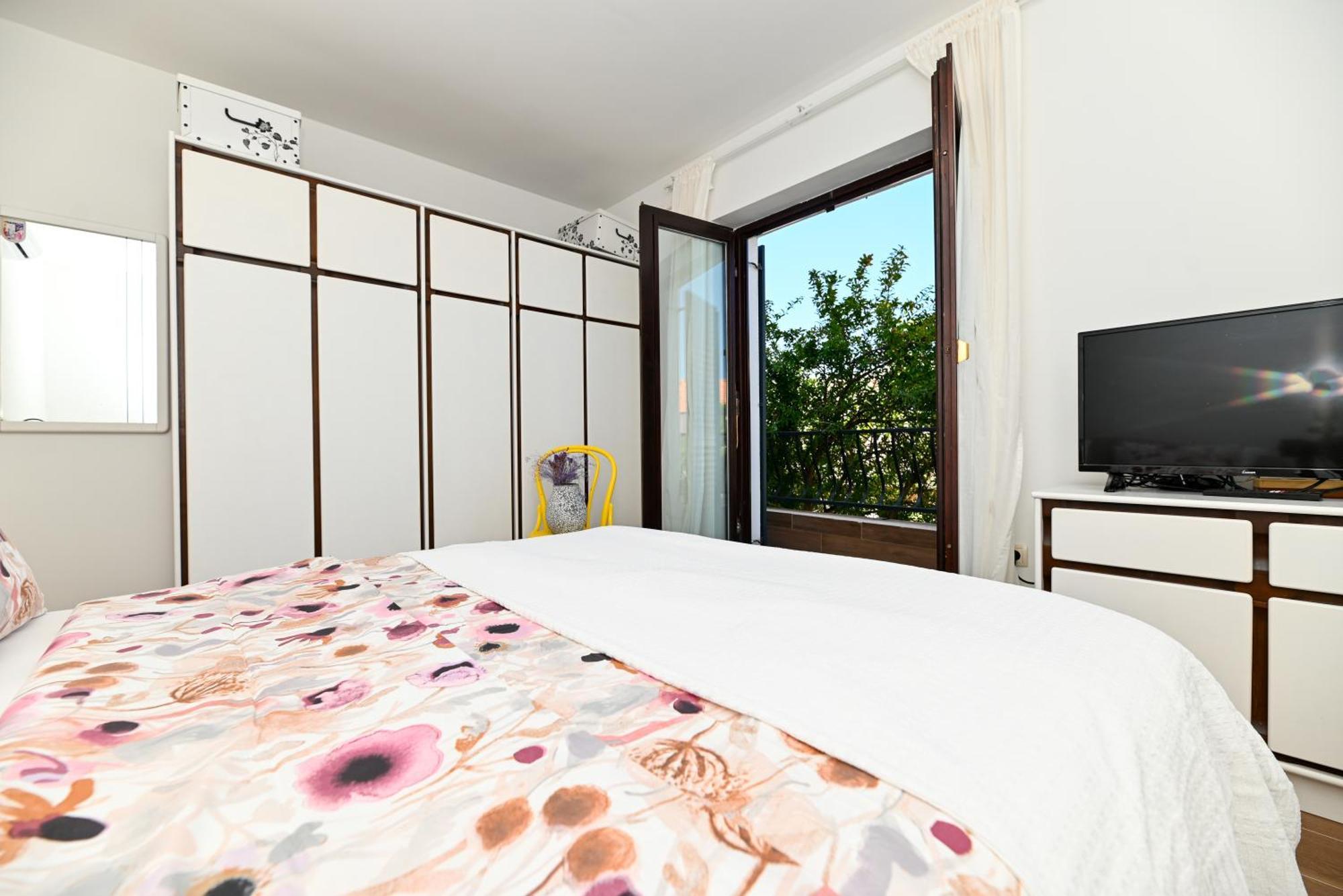 Downtown Apartments Maar Trogir Ngoại thất bức ảnh