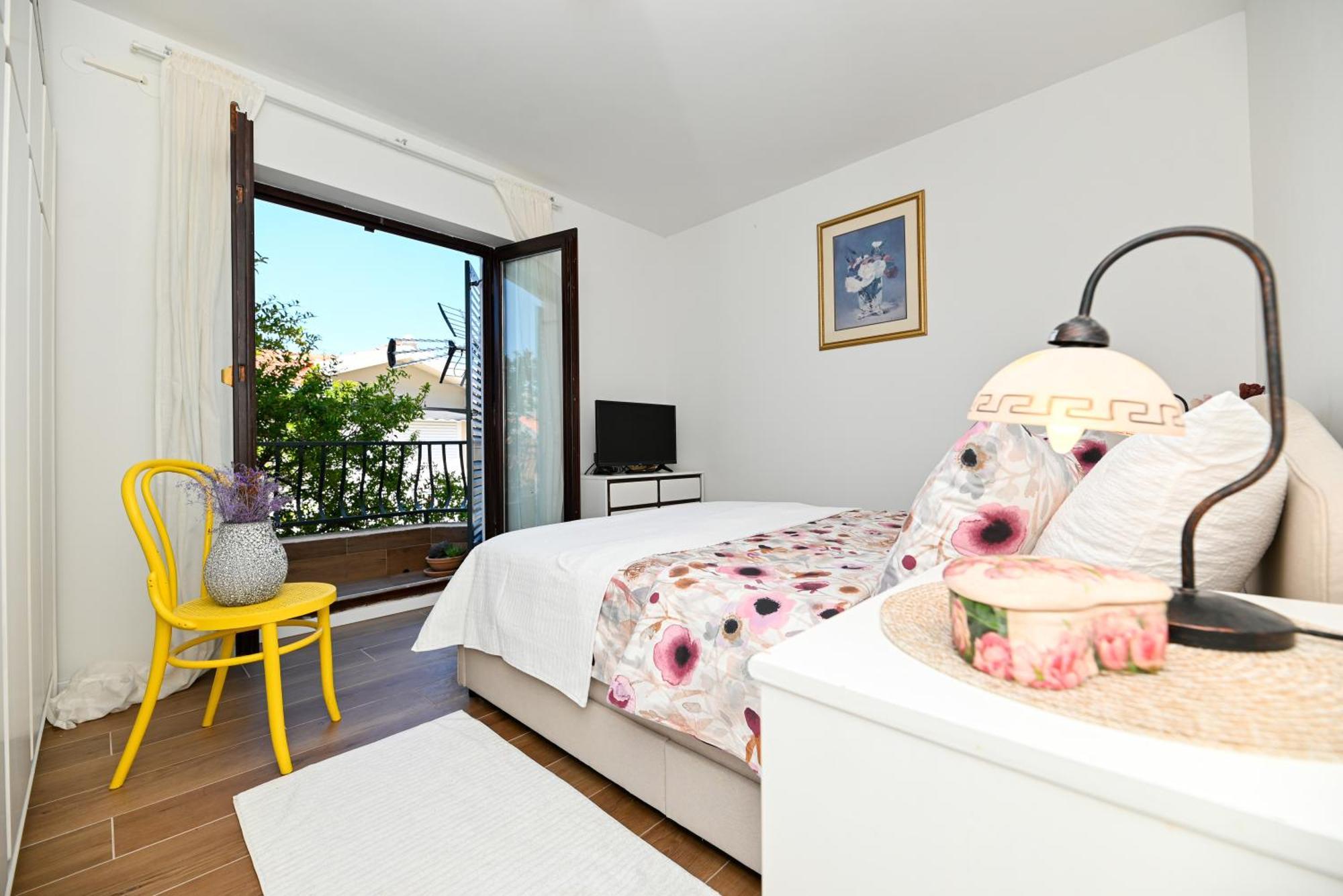 Downtown Apartments Maar Trogir Ngoại thất bức ảnh
