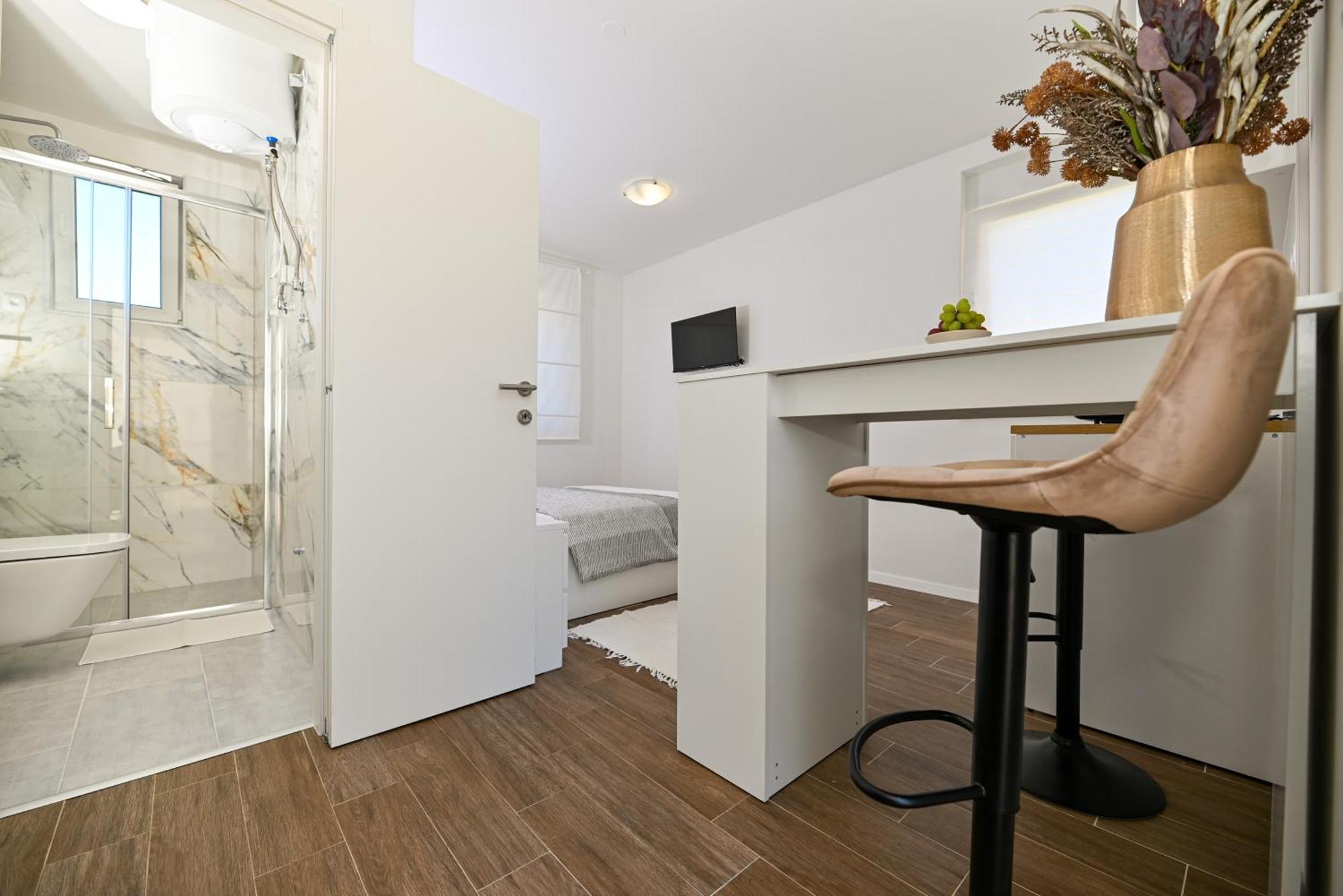 Downtown Apartments Maar Trogir Ngoại thất bức ảnh
